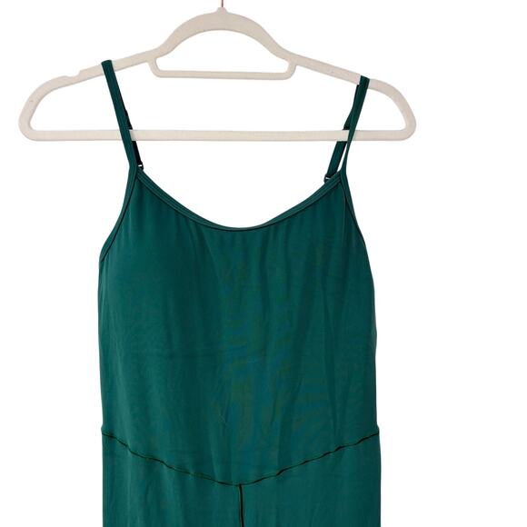 Offline by Aerie Size M Real Me Xtra Green Flare Jumpsuit One Piece Workout Yoga - Picture 2 of 14